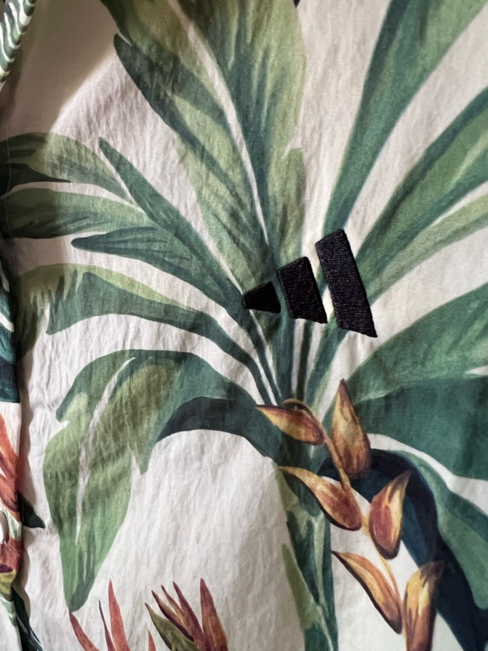 Adidas Farm Rio Cream Tropical Print Button-Up Shirt Women Large NWT - Picture 5 of 13
